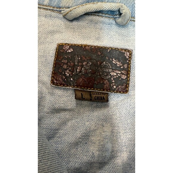 Lee Men's L Jean Jacket Light Blue Bleached Acid Wash Light Wash Distressed - Picture 2 of 3